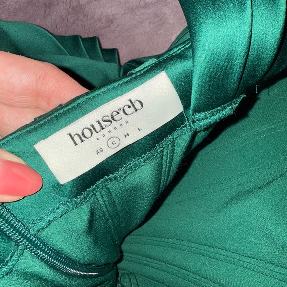 Size small. Perfect condition worn once - Picture 3 of 4